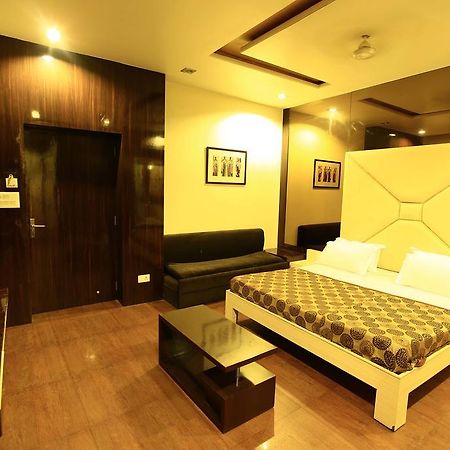Hotel Harmony Ajmer Esterno foto